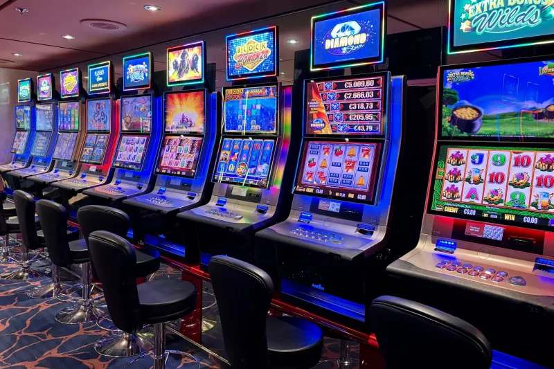 Old School Reels, New School Thrills: How Classic Slots Got Their Glow-Up